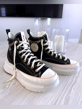 Converse Black and White High-Top Platform Sneakers - Size 9.5-10 ✨💕💫